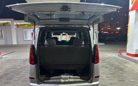 Nissan Serena II, 2001 год, 745 000 рублей, 5 фотография