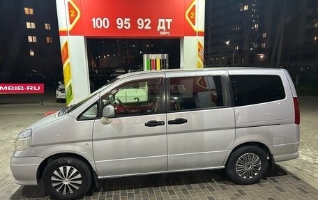 Nissan Serena II, 2001 год, 745 000 рублей, 2 фотография