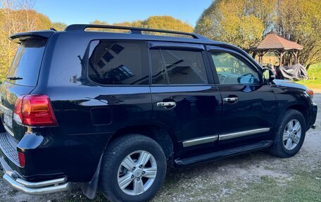 Toyota Land Cruiser 200, 2014 год, 4 200 000 рублей, 2 фотография