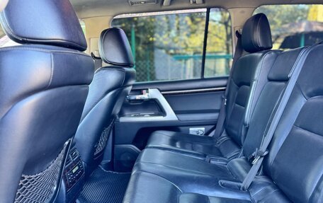 Toyota Land Cruiser 200, 2014 год, 4 200 000 рублей, 7 фотография