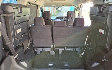 Toyota Noah III, 2015 год, 1 950 000 рублей, 17 фотография