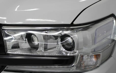 Toyota Land Cruiser 200, 2011 год, 2 450 000 рублей, 6 фотография