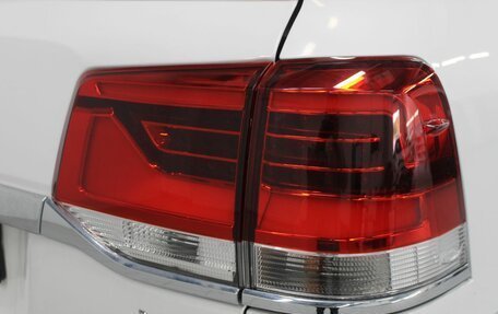 Toyota Land Cruiser 200, 2011 год, 2 450 000 рублей, 12 фотография