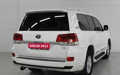 Toyota Land Cruiser 200, 2011 год, 2 450 000 рублей, 8 фотография