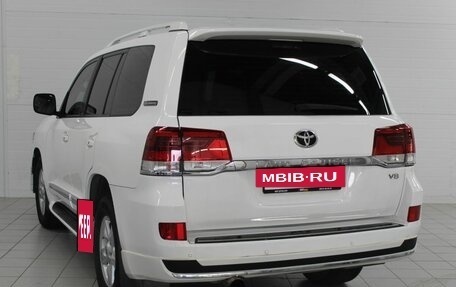 Toyota Land Cruiser 200, 2011 год, 2 450 000 рублей, 10 фотография