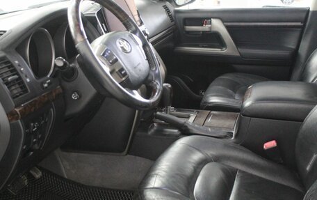 Toyota Land Cruiser 200, 2011 год, 2 450 000 рублей, 21 фотография