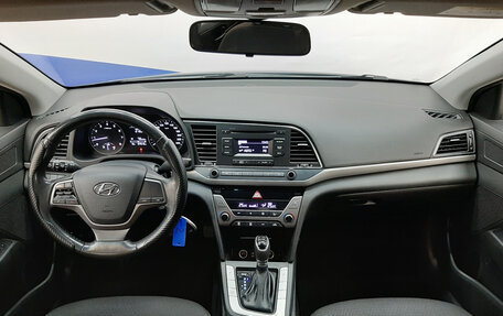 Hyundai Elantra VI рестайлинг, 2018 год, 1 360 000 рублей, 9 фотография