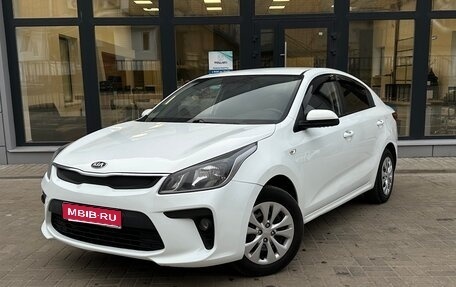 KIA Rio IV, 2017 год, 820 000 рублей, 1 фотография