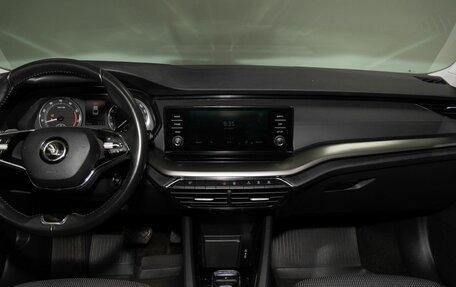 Skoda Octavia IV, 2021 год, 2 300 000 рублей, 7 фотография
