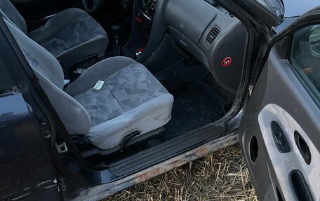 Mitsubishi Carisma I, 1997 год, 130 000 рублей, 18 фотография