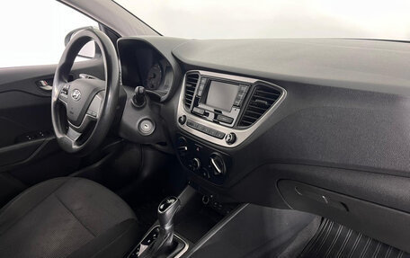 Hyundai Solaris II рестайлинг, 2019 год, 990 000 рублей, 14 фотография