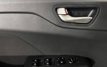 Hyundai Solaris II рестайлинг, 2019 год, 990 000 рублей, 9 фотография