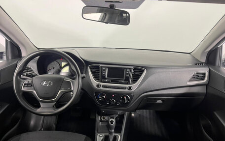 Hyundai Solaris II рестайлинг, 2019 год, 990 000 рублей, 10 фотография