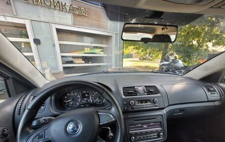Skoda Fabia II, 2013 год, 700 000 рублей, 3 фотография