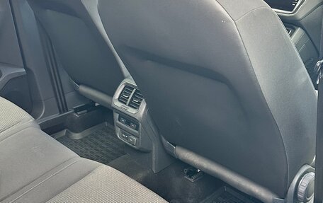 Volkswagen Tiguan II, 2019 год, 2 500 000 рублей, 10 фотография