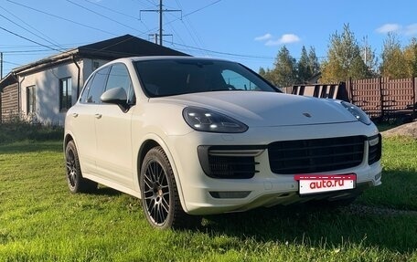 Porsche Cayenne III, 2016 год, 3 600 000 рублей, 2 фотография