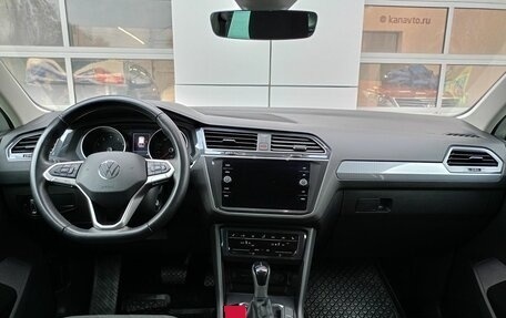 Volkswagen Tiguan II, 2021 год, 2 799 000 рублей, 7 фотография