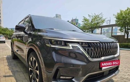 KIA Carnival, 2022 год, 2 600 000 рублей, 3 фотография