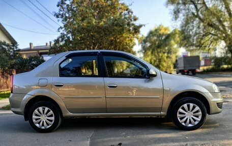 Renault Logan I, 2010 год, 585 000 рублей, 2 фотография