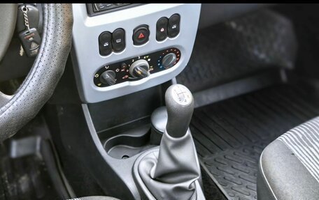 Renault Logan I, 2010 год, 585 000 рублей, 11 фотография