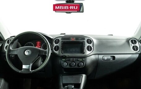 Volkswagen Tiguan I, 2009 год, 689 898 рублей, 13 фотография