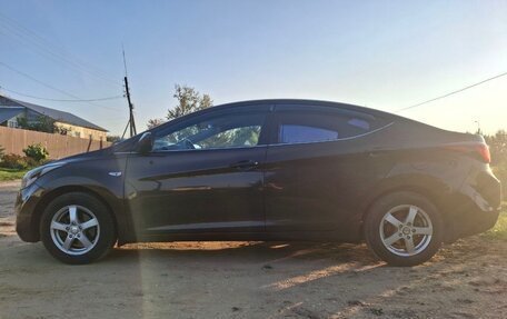 Hyundai Elantra V, 2014 год, 980 000 рублей, 1 фотография