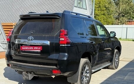 Toyota Land Cruiser Prado 150 рестайлинг 2, 2018 год, 3 980 000 рублей, 5 фотография