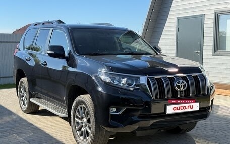 Toyota Land Cruiser Prado 150 рестайлинг 2, 2018 год, 3 980 000 рублей, 2 фотография