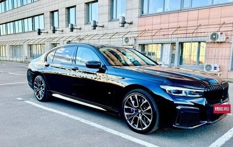 BMW 7 серия, 2022 год, 8 900 000 рублей, 3 фотография