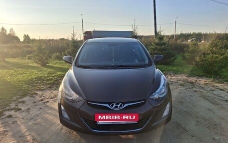 Hyundai Elantra V, 2014 год, 980 000 рублей, 2 фотография