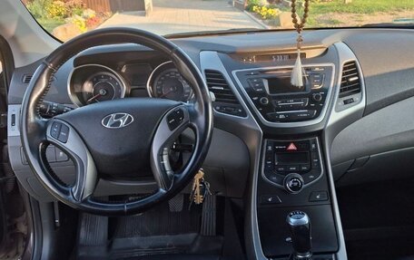Hyundai Elantra V, 2014 год, 980 000 рублей, 15 фотография