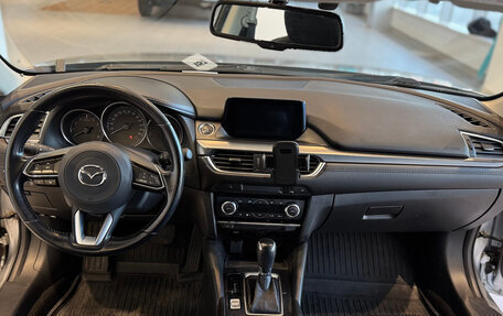 Mazda 6, 2017 год, 1 826 000 рублей, 12 фотография