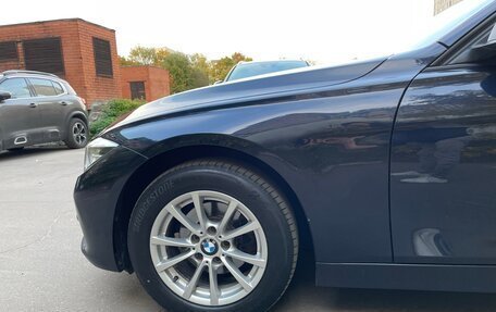 BMW 3 серия, 2016 год, 1 590 000 рублей, 10 фотография