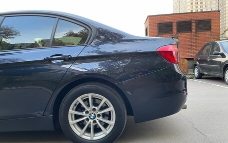 BMW 3 серия, 2016 год, 1 590 000 рублей, 11 фотография