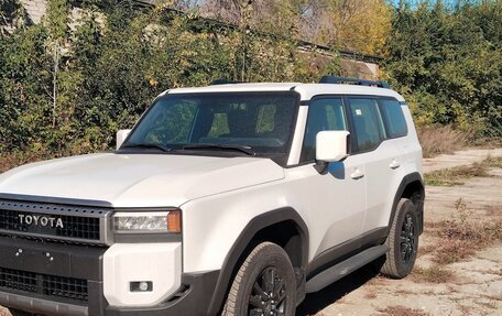 Toyota Land Cruiser Prado, 2024 год, 11 000 000 рублей, 4 фотография