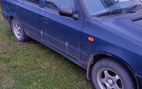 Skoda Felicia I рестайлинг, 1997 год, 100 000 рублей, 4 фотография