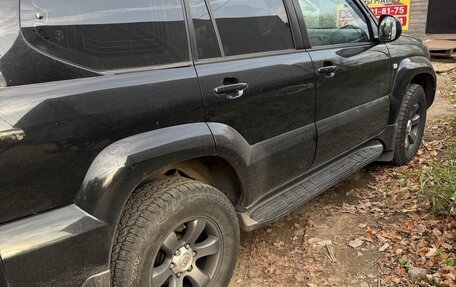 Toyota Land Cruiser Prado 120 рестайлинг, 2003 год, 1 500 000 рублей, 4 фотография