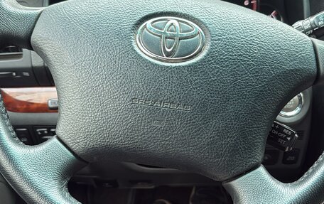 Toyota Land Cruiser Prado 120 рестайлинг, 2003 год, 1 500 000 рублей, 8 фотография