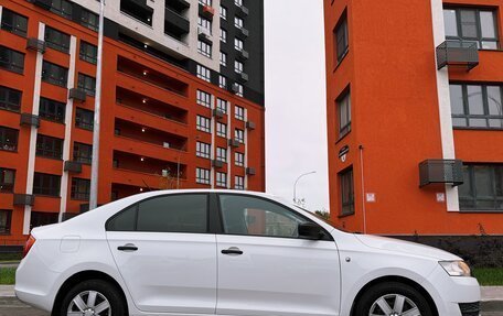 Skoda Rapid I, 2017 год, 990 000 рублей, 2 фотография