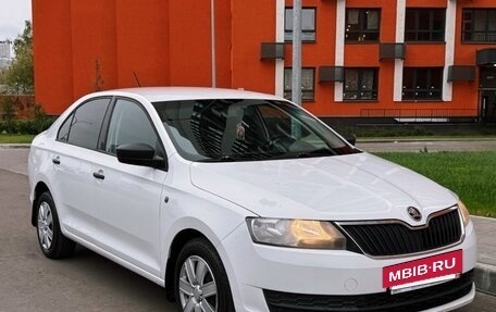 Skoda Rapid I, 2017 год, 990 000 рублей, 4 фотография