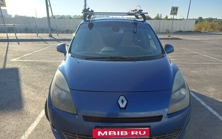 Renault Scenic III, 2010 год, 749 000 рублей, 2 фотография