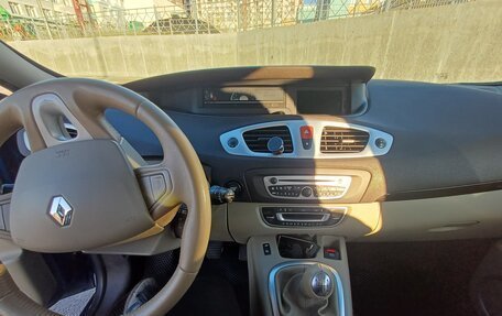 Renault Scenic III, 2010 год, 749 000 рублей, 14 фотография