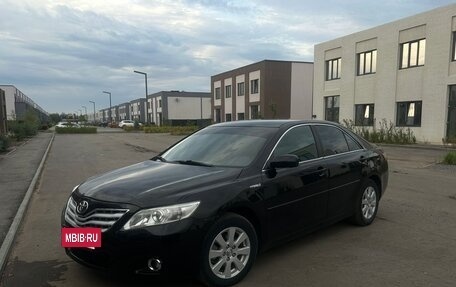 Toyota Camry, 2009 год, 1 050 000 рублей, 2 фотография