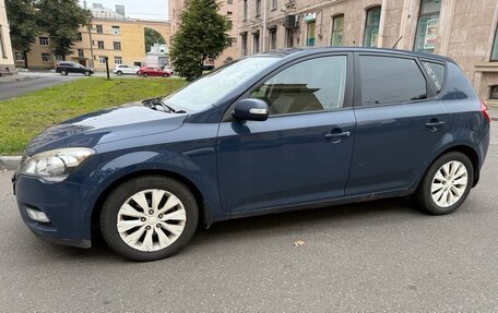 KIA cee'd I рестайлинг, 2011 год, 600 000 рублей, 3 фотография