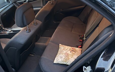 Mercedes-Benz C-Класс, 2011 год, 1 280 000 рублей, 10 фотография