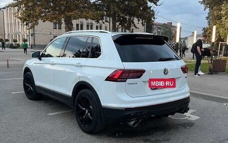 Volkswagen Tiguan II, 2018 год, 2 950 000 рублей, 4 фотография