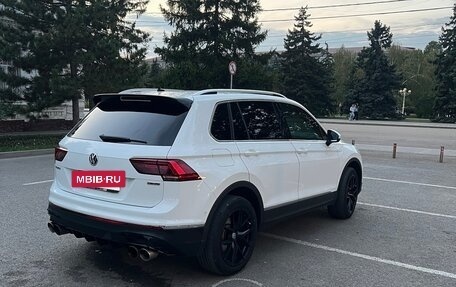Volkswagen Tiguan II, 2018 год, 2 950 000 рублей, 6 фотография