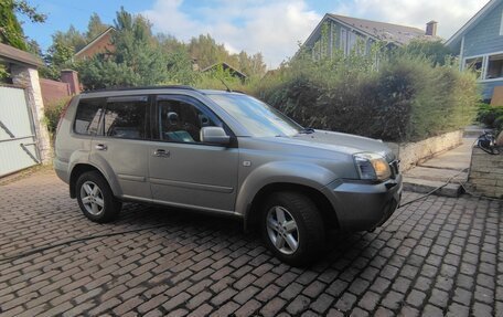 Nissan X-Trail, 2005 год, 560 000 рублей, 2 фотография