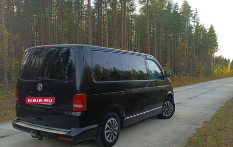 Volkswagen Caravelle T5, 2013 год, 1 725 000 рублей, 3 фотография