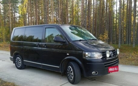 Volkswagen Caravelle T5, 2013 год, 1 725 000 рублей, 2 фотография
